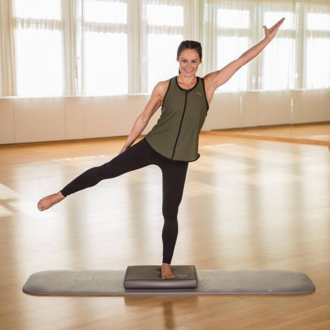 Балансувальна подушка Airex Balance-pad Elite для фітнесу, тренування рівноваги, постави, реабілітації