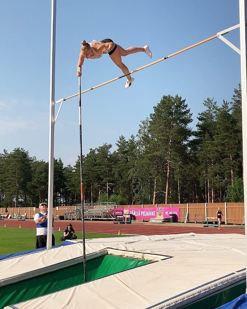 Шест для стрибків Nordic Sport Vaulting Pole EVO2 (5м)