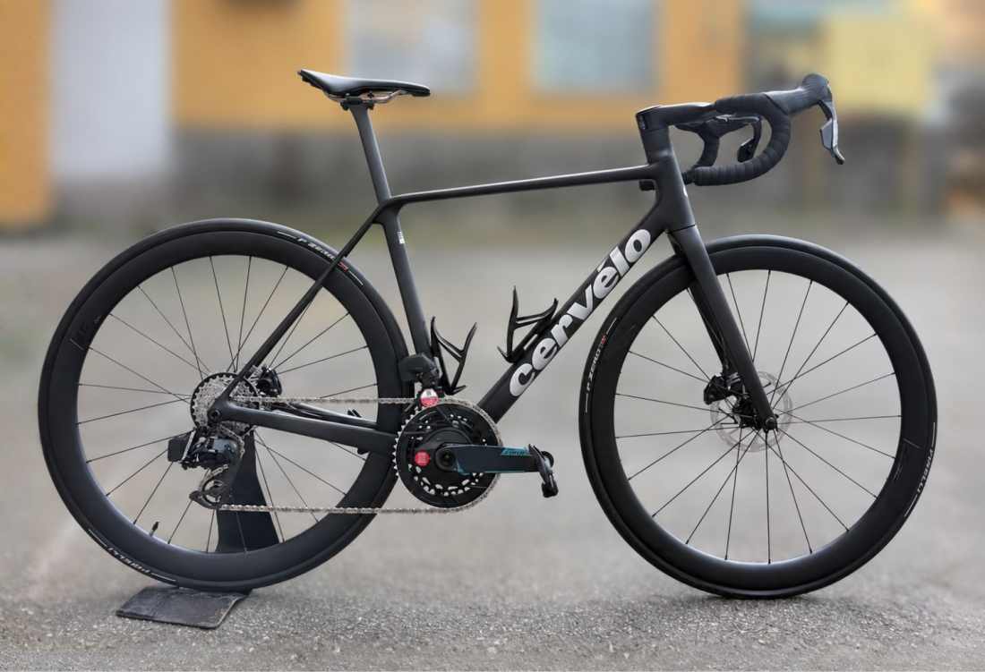 Шосейний велосипед Cervelo R5 Force AXS 56 з Power Meter, карбонова рама, колеса Vision