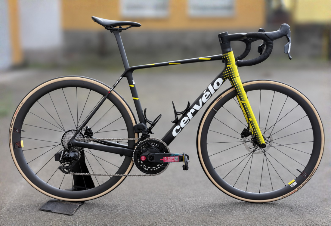 Шосейний велосипед Cervelo R5 Force AXS 54 з Power Meter, карбонова рама, карбонові колеса Reserve